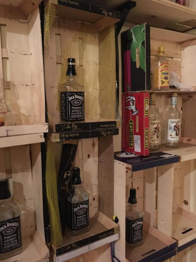 Whole Basement Former Pub3 For Bachelor / Bachelorette Party บูดาเปสต์ ภายนอก รูปภาพ