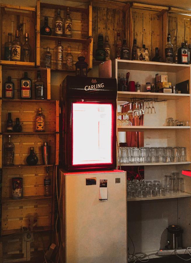 Whole Basement Former Pub3 For Bachelor / Bachelorette Party บูดาเปสต์ ภายนอก รูปภาพ