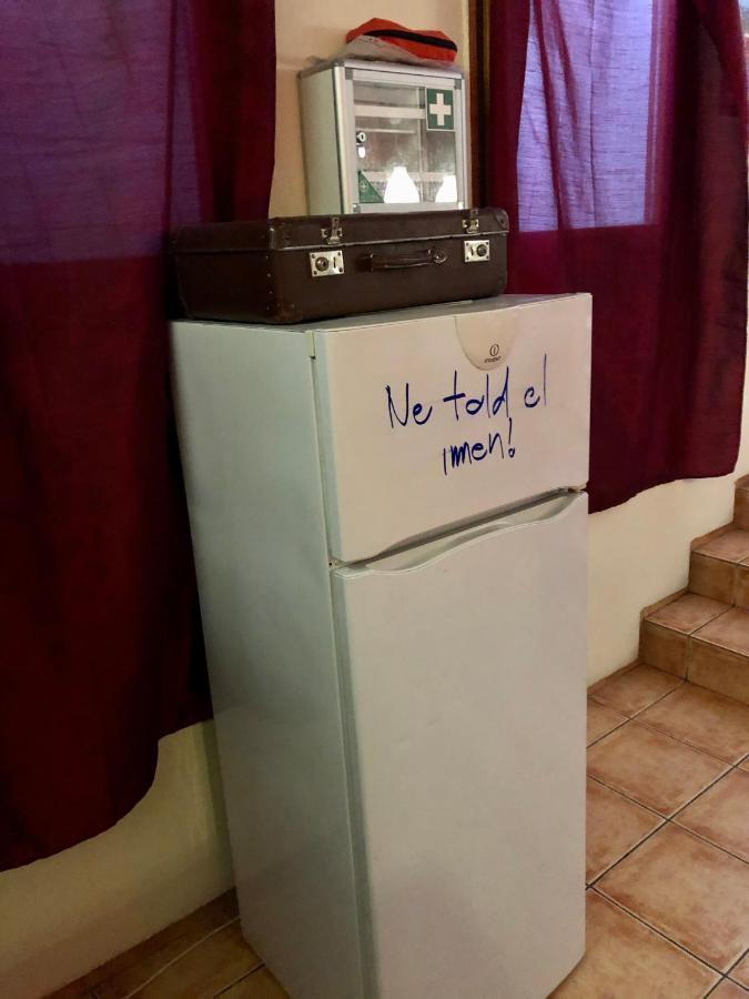 Whole Basement Former Pub3 For Bachelor / Bachelorette Party บูดาเปสต์ ภายนอก รูปภาพ